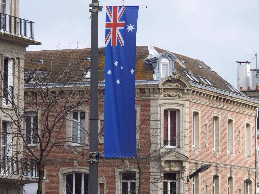 Le Saint Louis Hotell Amiens Eksteriør bilde